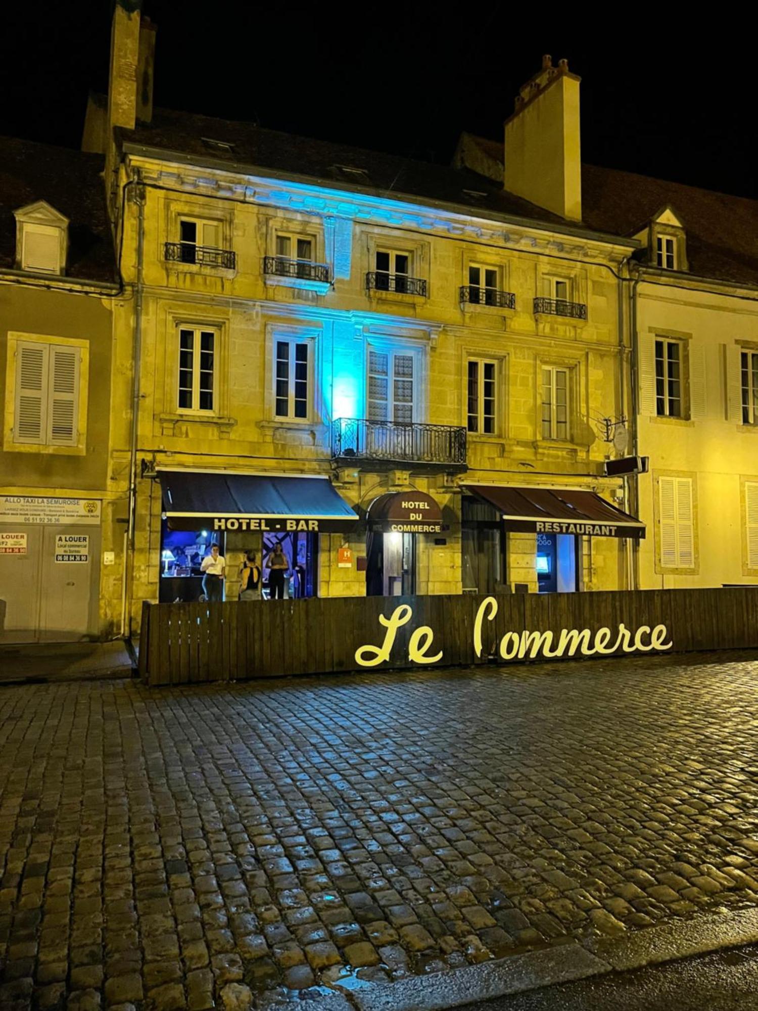 Hotel Du Commerce Semur-en-Auxois Exterior foto